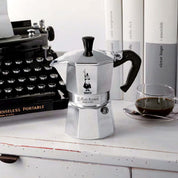 Bialetti MOKA Express (6 cup)